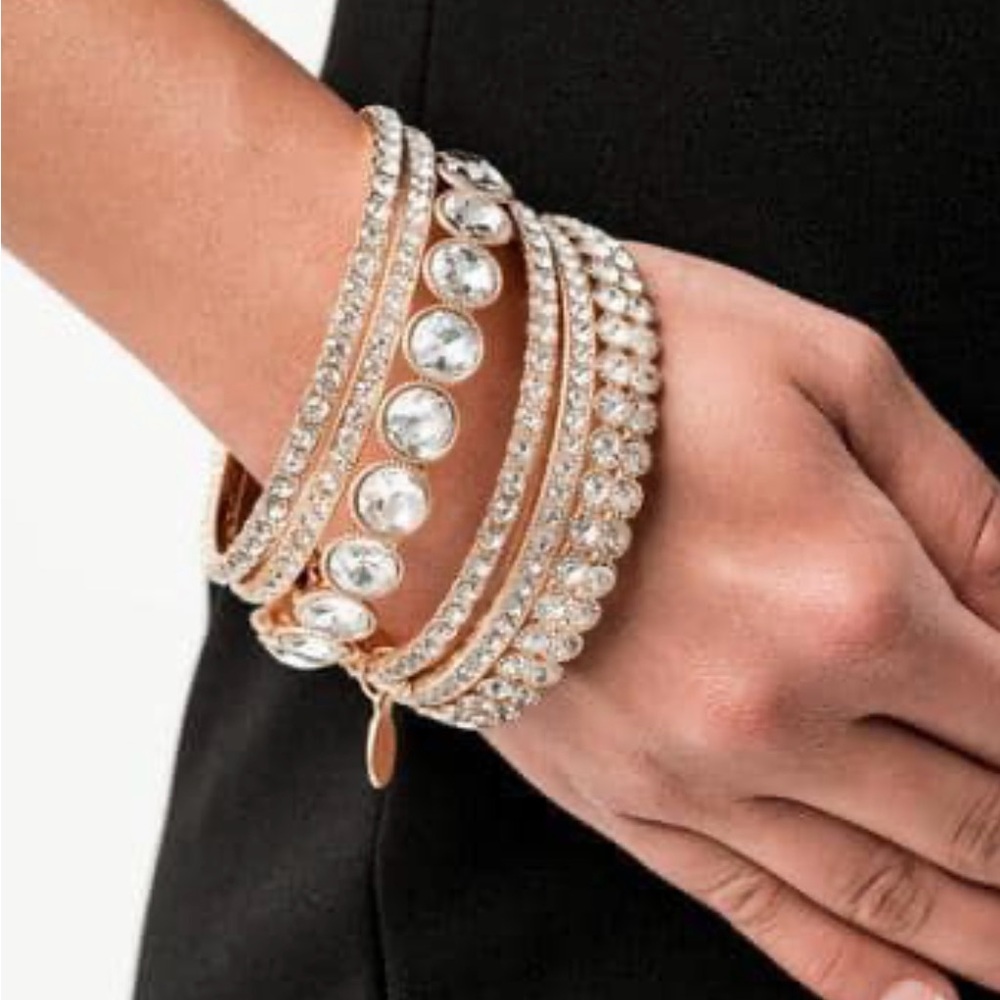 ***NOT FOR SALE***Paparazzi “The Future Fashionista” Zi Collection Bracelet NWT